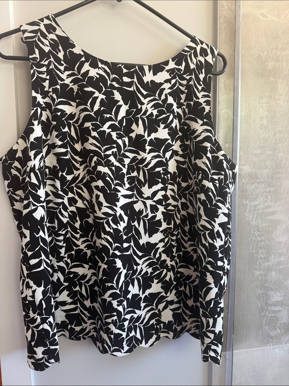 J. Crew Black & White Leaf-Print Sleeveless Tank